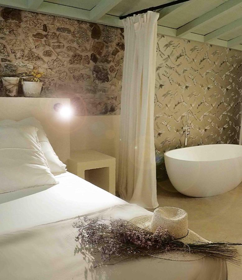 Hotel Mas Rauric Llagostera Esterno foto